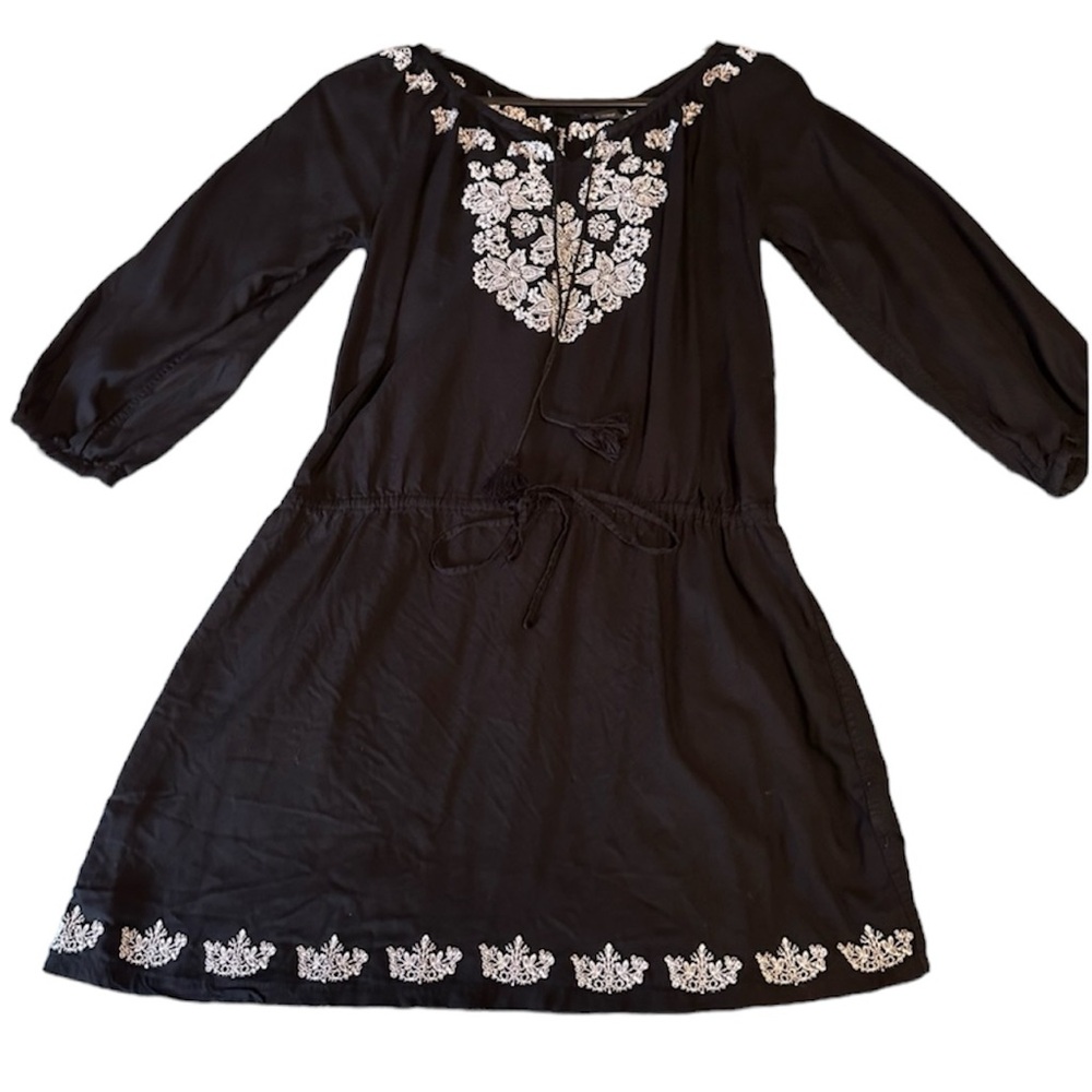Women’s black dress